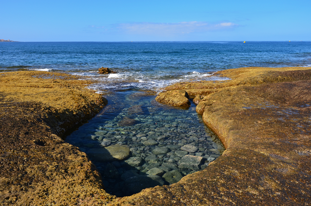 Stones and rock in sea water